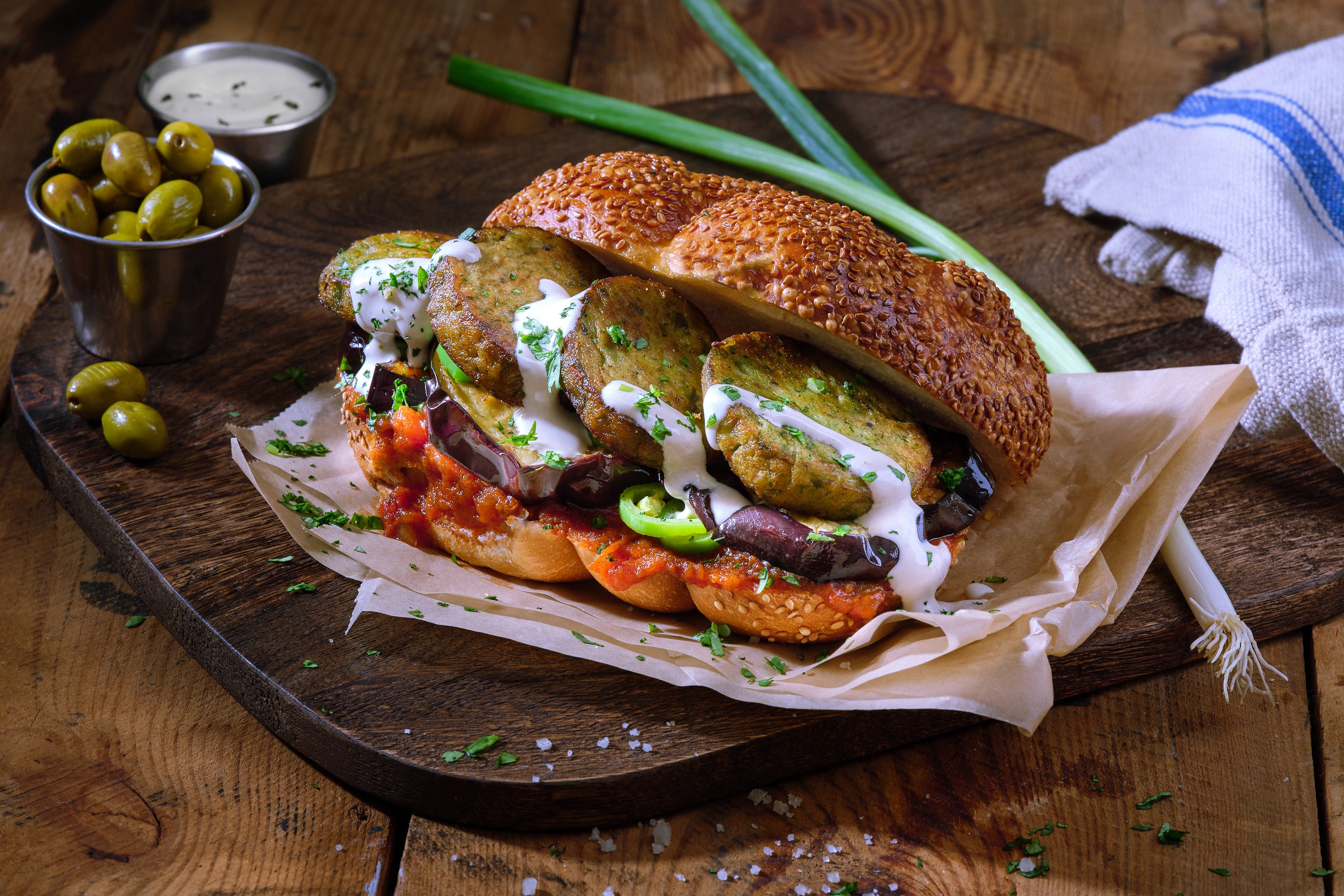 כריך ביתי ומשודרג עם קציצות כרישה ומלא דברים טובים