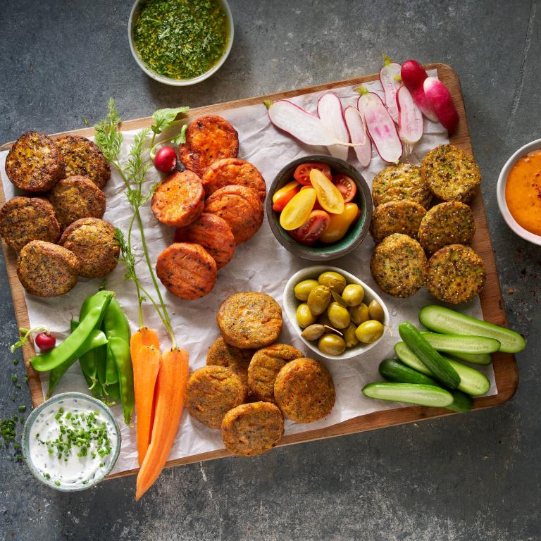 מגש לביבות, ירקות ומטבלים | טבעול