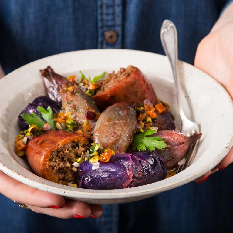 ירקות צבעוניים ממולאים בטחון צמחוני