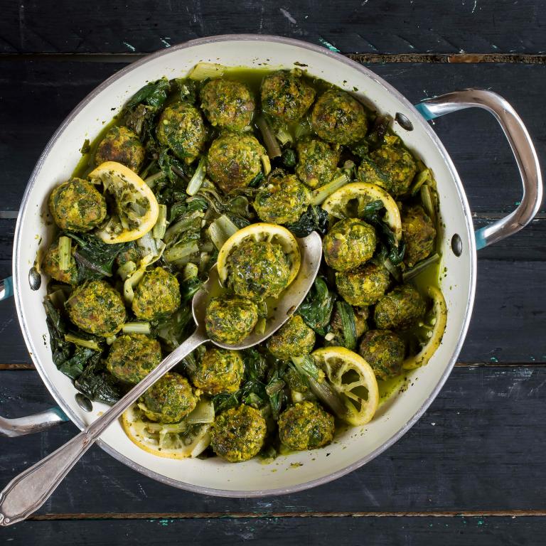 קציצות צמחוני ברוטב מנגולד ולימון | בת-חן דיאמנט