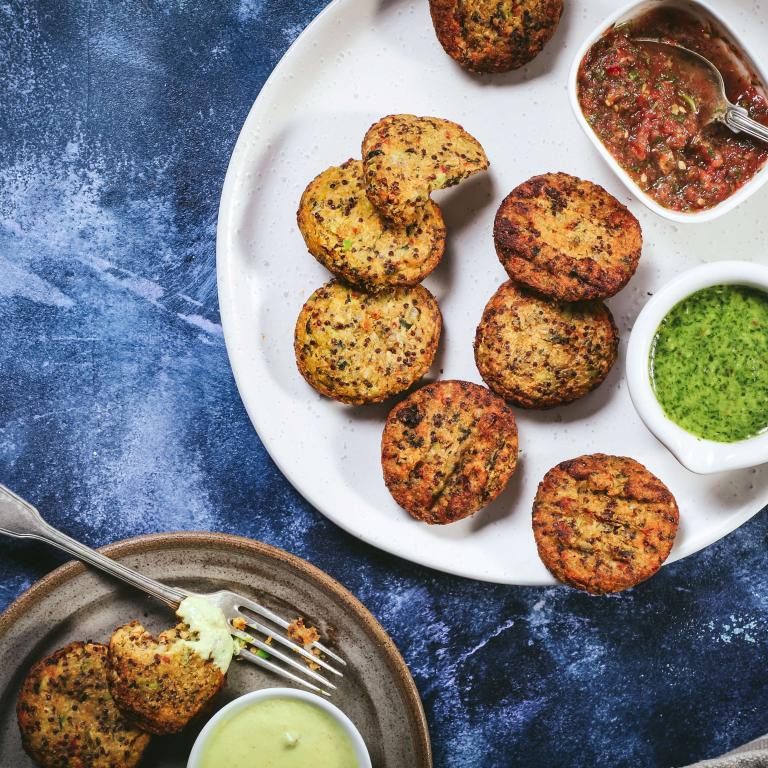 מטבלים בשלל הצבעים עם מגוון קציצות טבעול